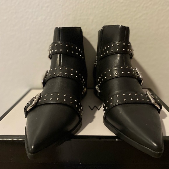 Nine West Shoes Seraphim Pointe Toe Booties. Never worn - Picture 7 of 8
